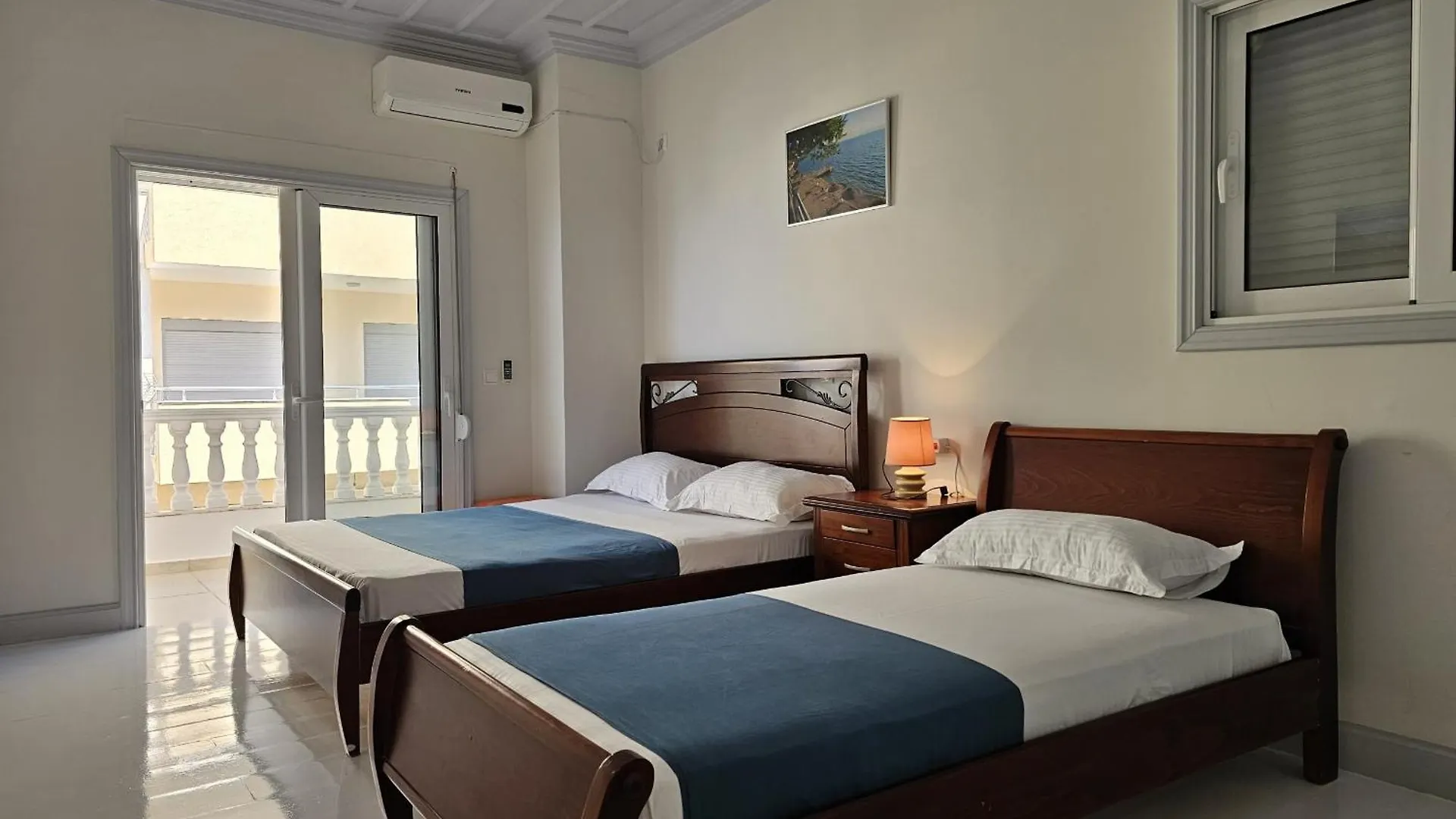 Happy Stay Eri Sarandë Lägenhet