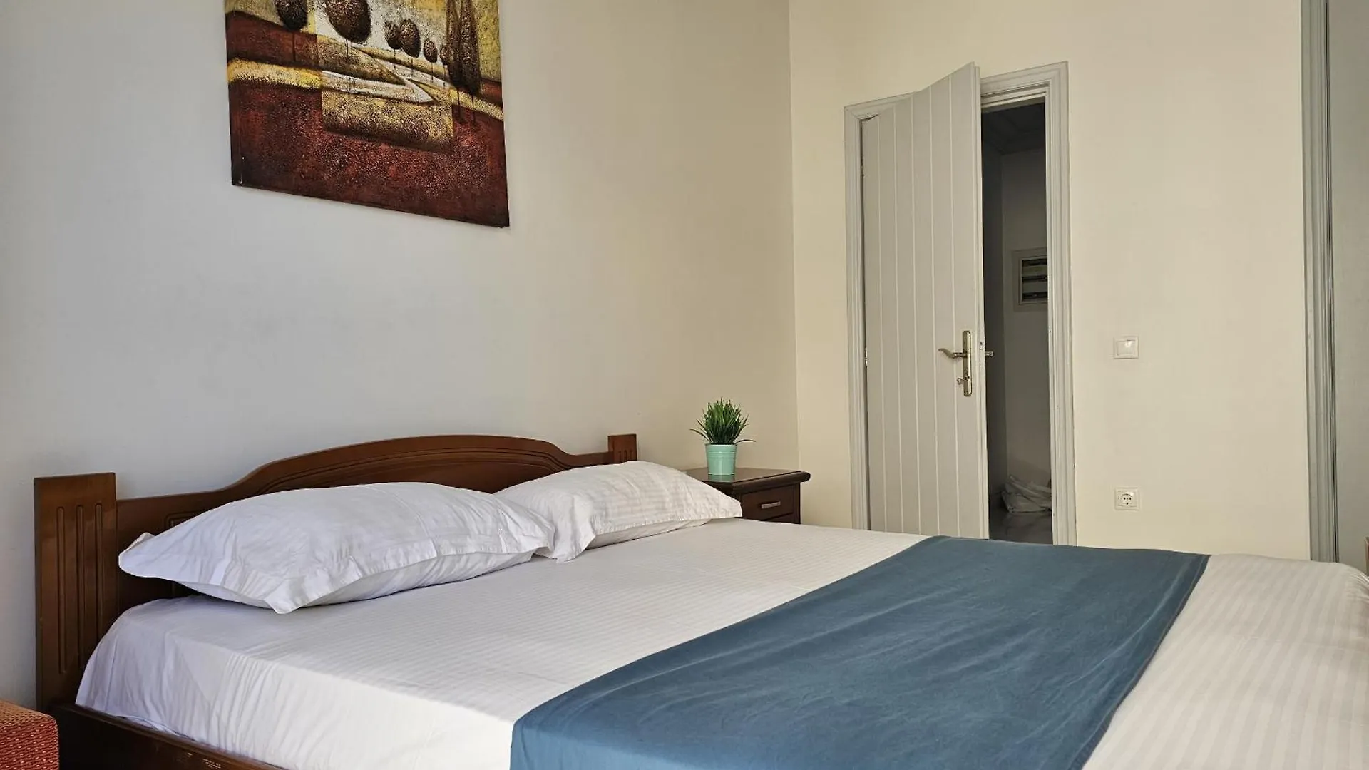Happy Stay Eri Sarandë
