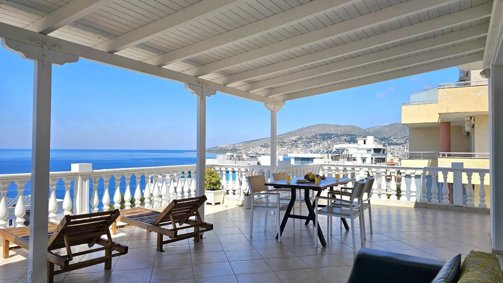Happy Stay Eri Sarandë Albanien