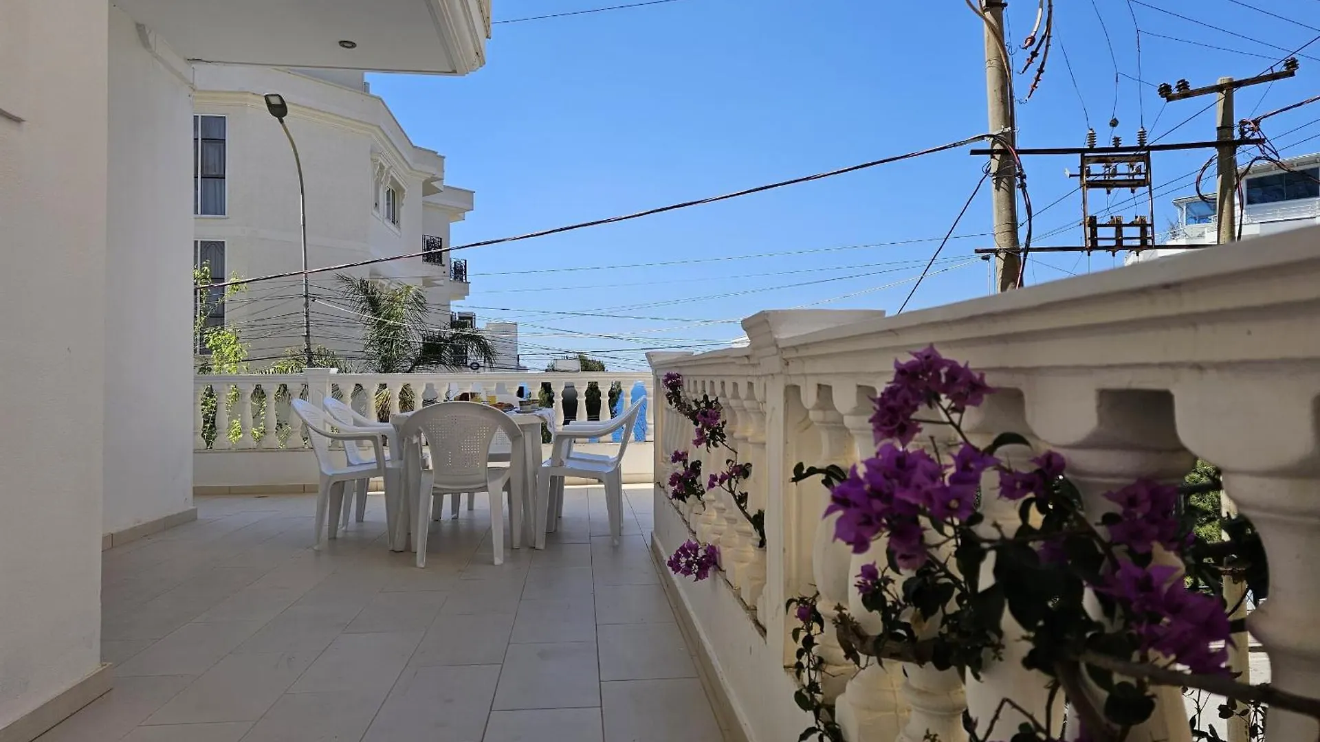 Happy Stay Eri Sarandë 0*,