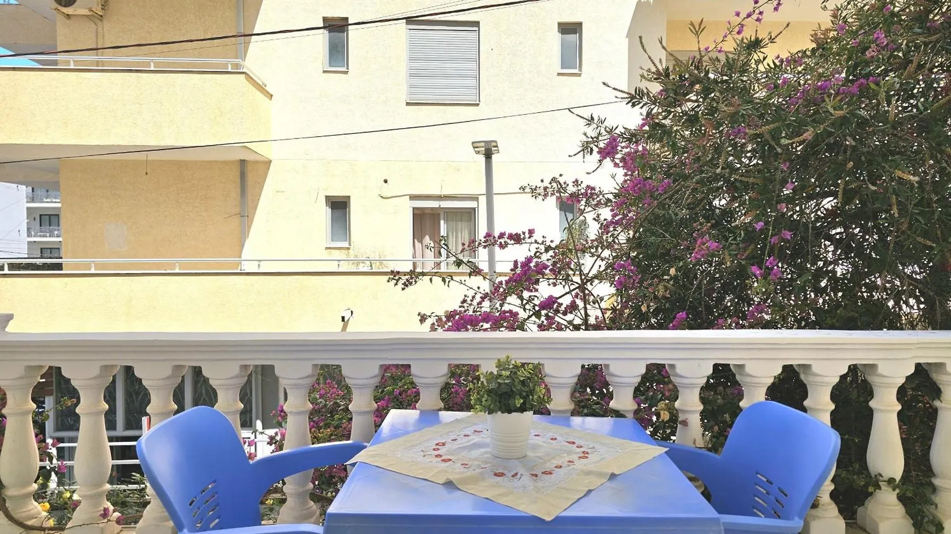 Happy Stay Eri Sarandë 0*,  Albanien