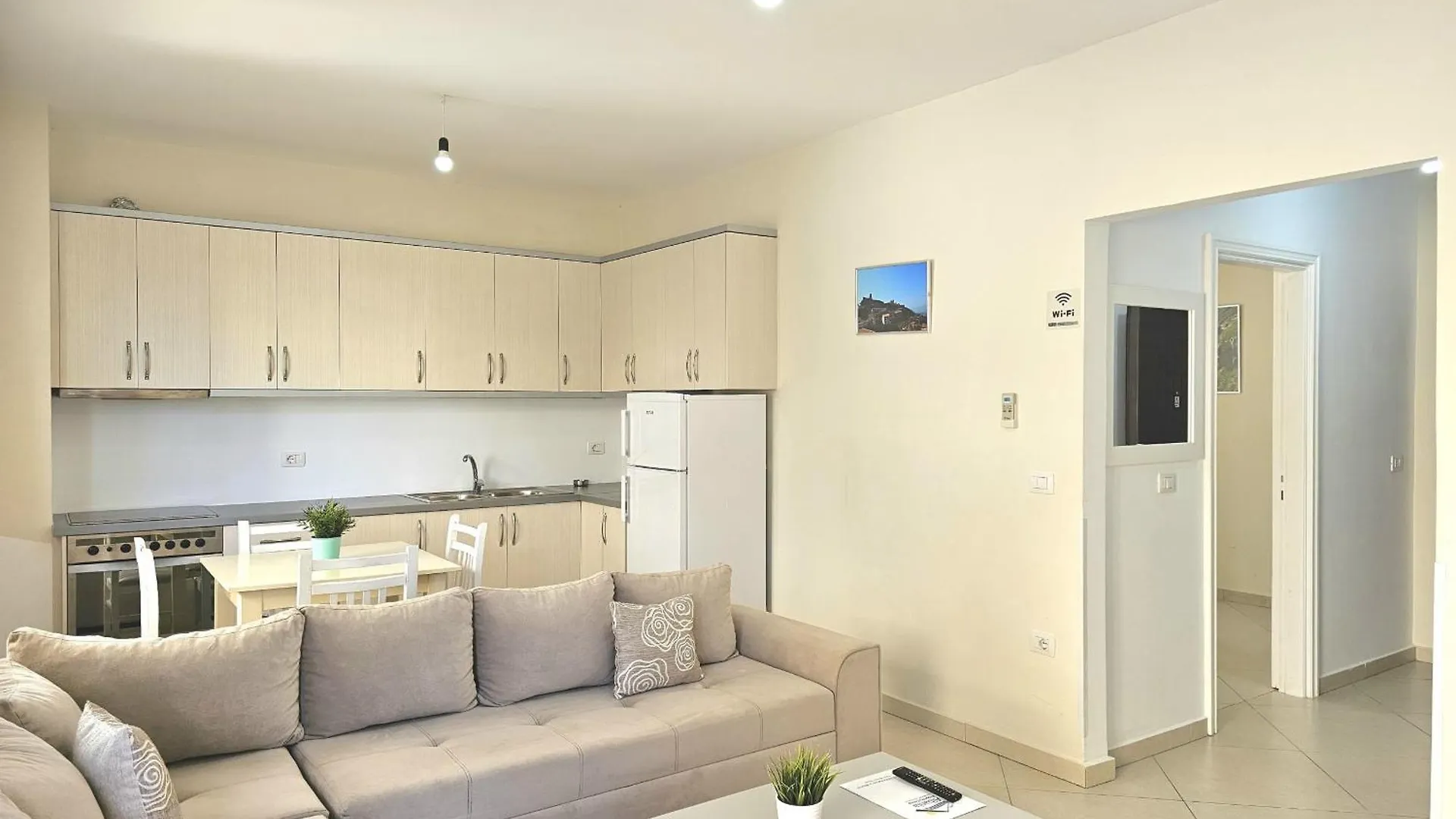 Lägenhet Happy Stay Eri Sarandë