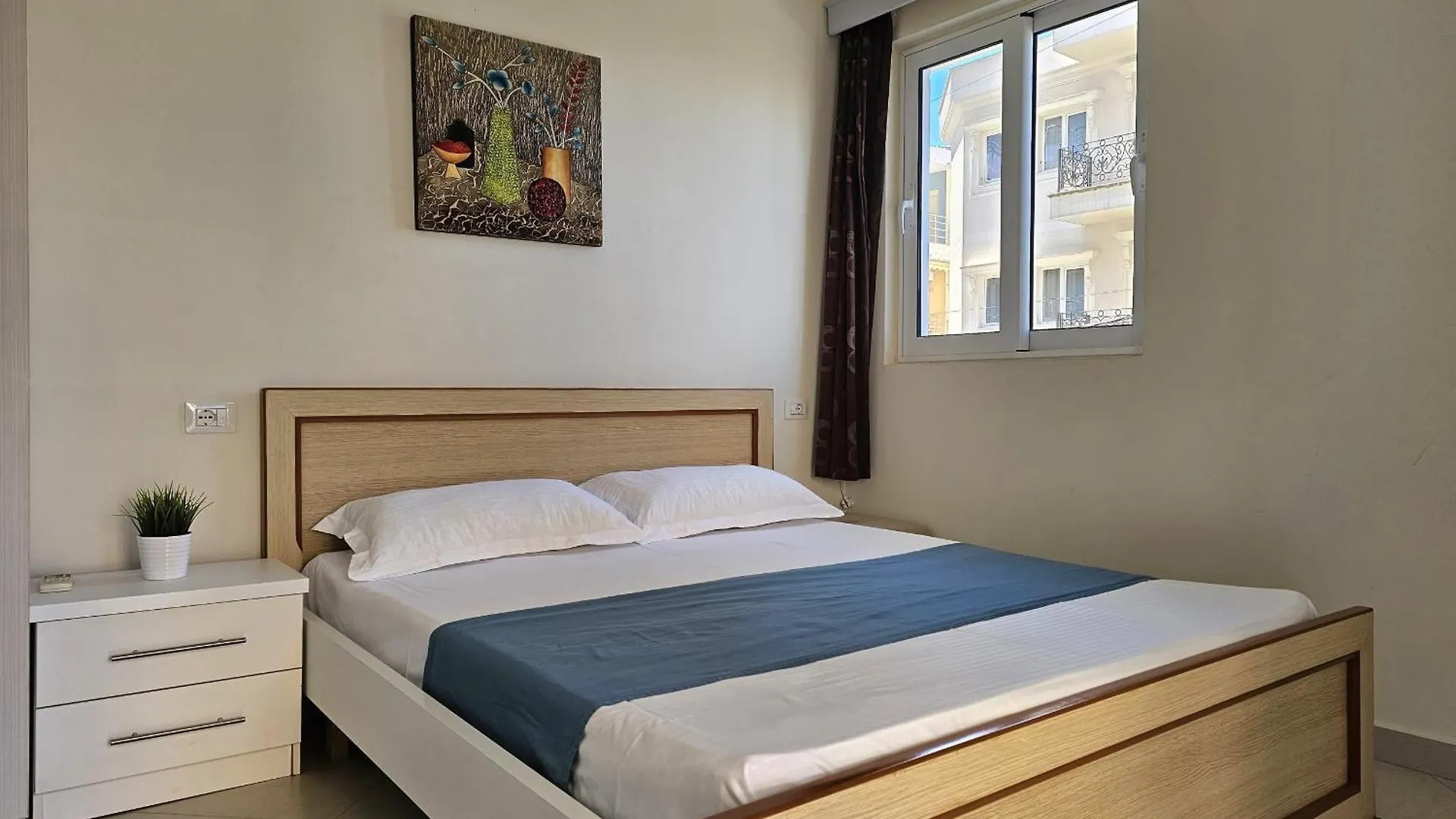 Happy Stay Eri Sarandë