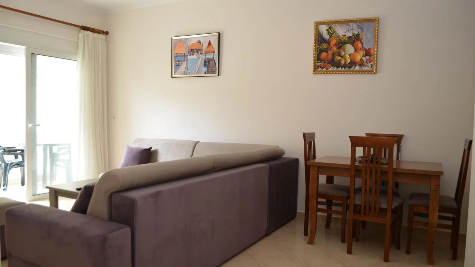 Happy Stay Eri Sarandë 0*,
