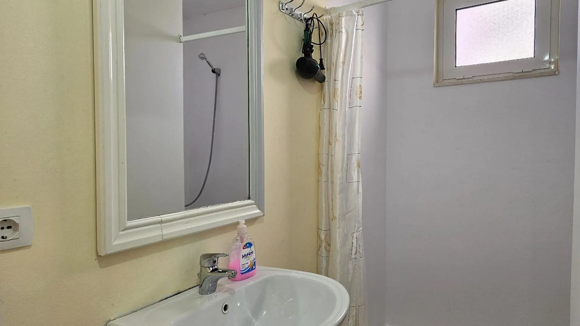 Happy Stay Eri Sarande Apartment