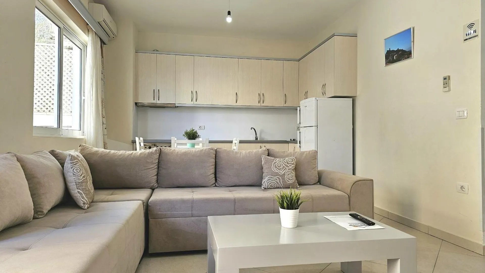 Happy Stay Eri Sarande Apartment