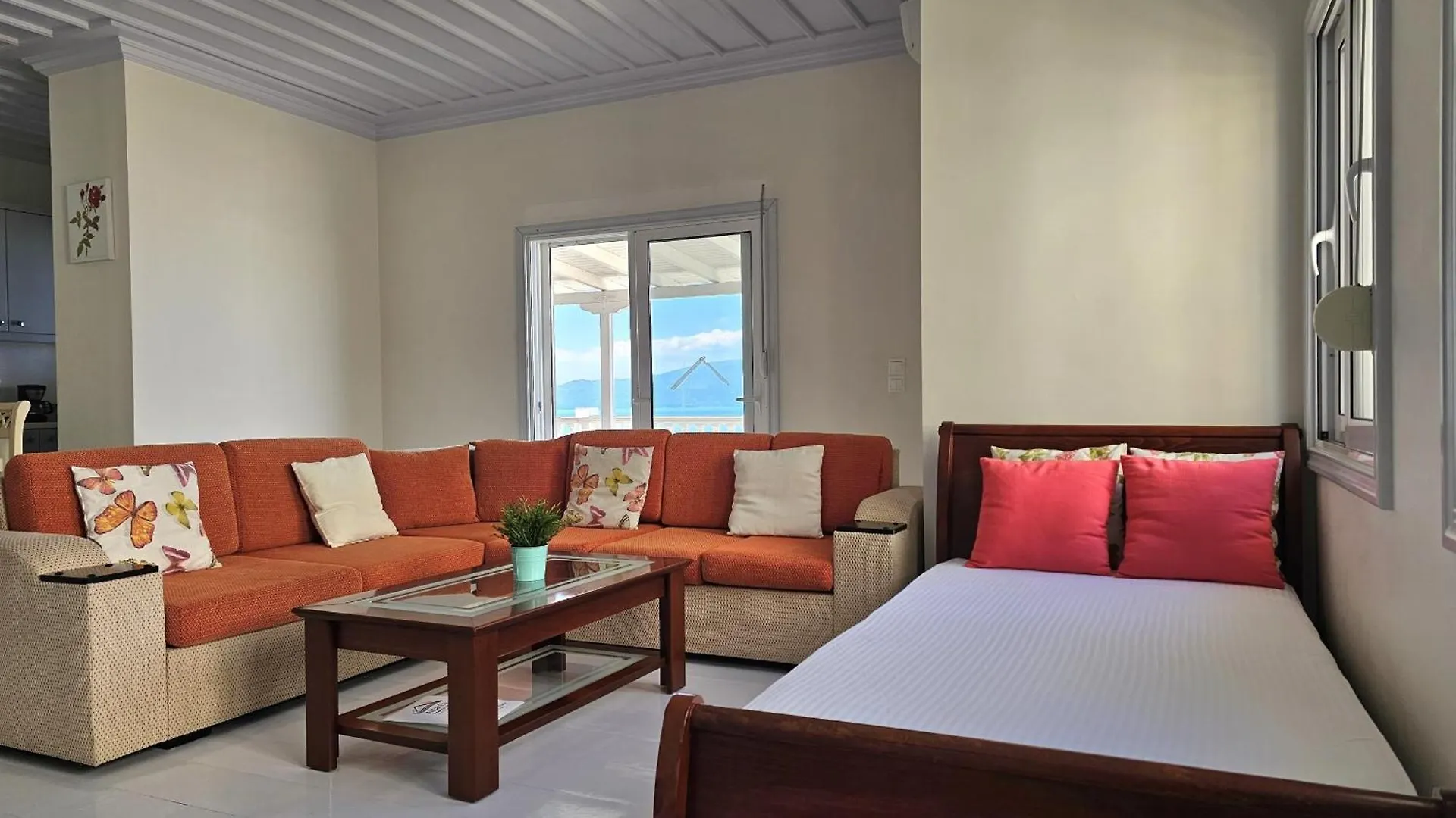 Happy Stay Eri Sarandë Albania